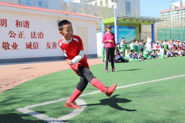 五大联赛不败之师：曼城、巴萨与国米风头劲！